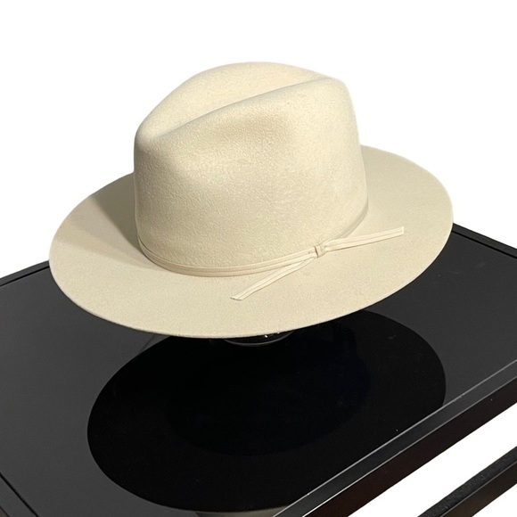 NWT - Brixton Limited Edition Felt Hat - Cream/Egg Shell - Picture 1 of 8